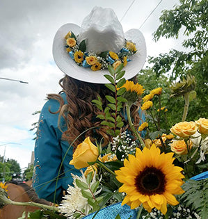 Horse & Saddle Flower Arrangements for an Equestrian Parade